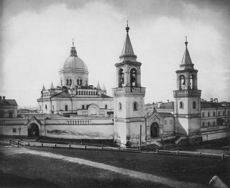 Ивановский монастырь в 19 в. Фото из альбома Н.A.Найдёнова.