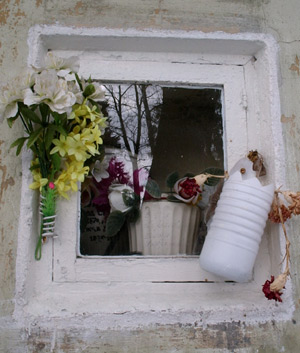 Урна с прахом Ирины Мурзаевой в колумбарии Донского кладбища