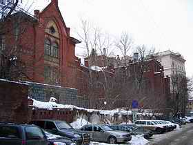 Переулок Обуха. Слева - здание Евангелической больницы. Февраль 2005. Фото oltajul.
